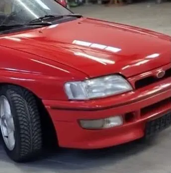 Ford Escort nach der Lackaufbereitung – KFZ-Aufbereitung Siebers