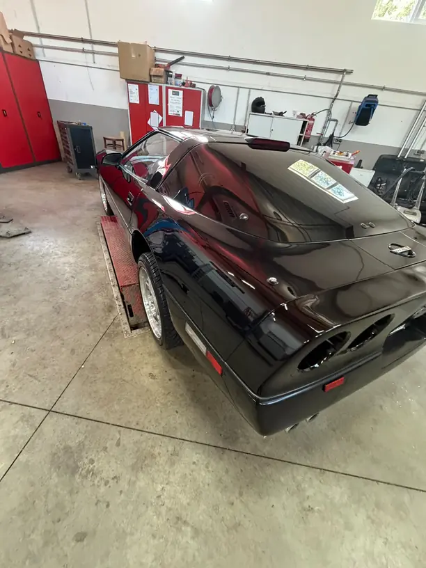 Corvette C4 Lack nach der Aufbereitung – KFZ-Aufbereitung Siebers
